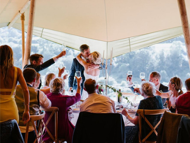 Find a Wedding Service in London and Surrey