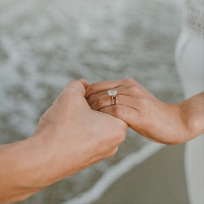 The Swift Effect: Why Cushion-Cut Diamonds Are About to Have Their Moment