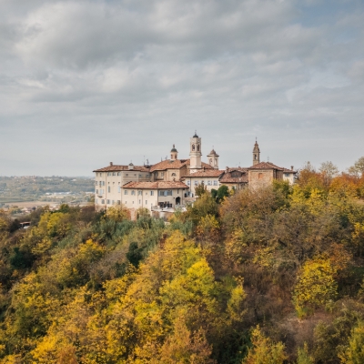 Minimoon in a monastery in Piedmont